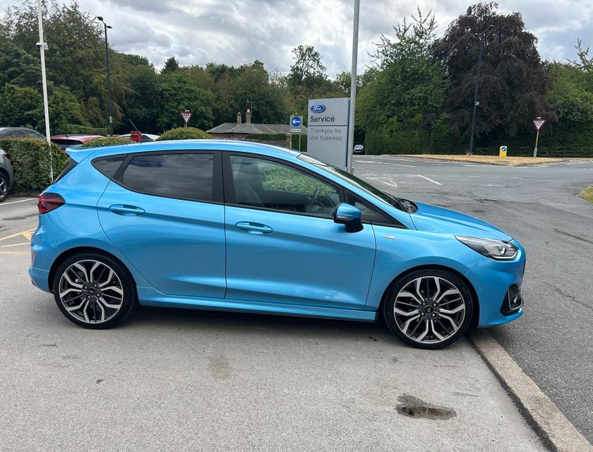 Ford Fiesta Photo 2670d3bb-fb28-4a51-b34e-bce71c90b884.jpg