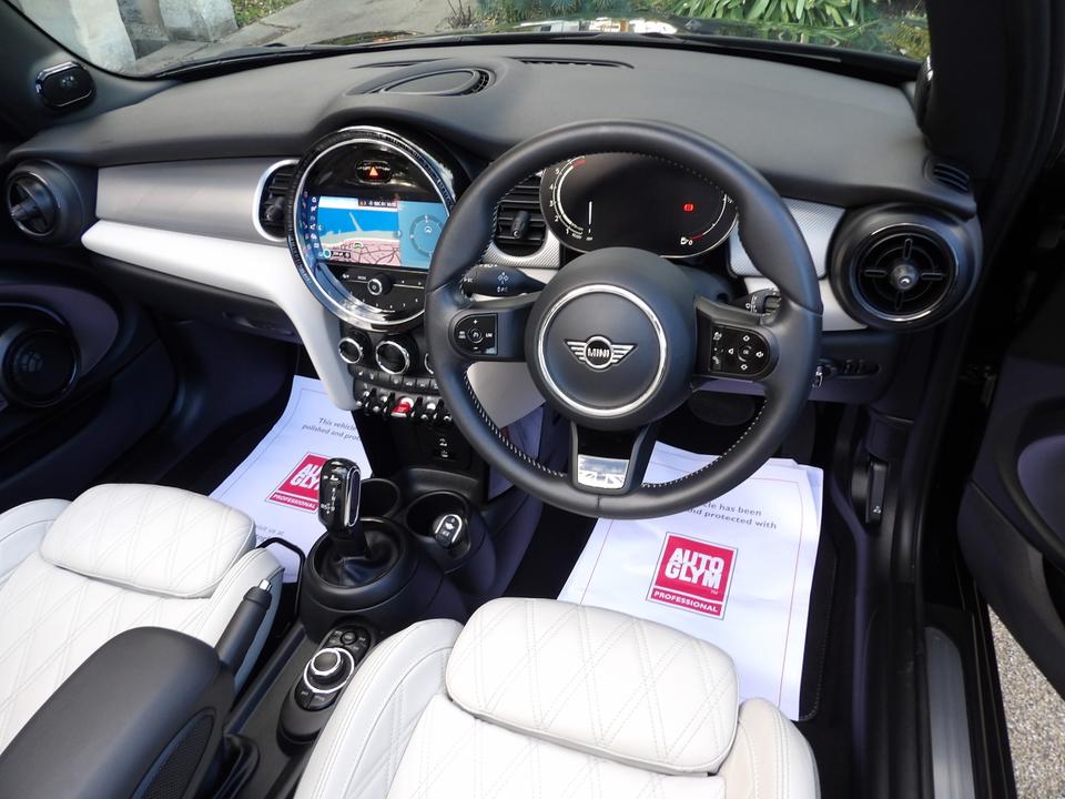 Used MINI Convertible GF72YJC 11