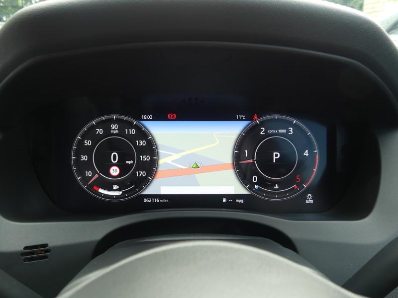 Jaguar XE Photo 2693641c-7f04-4ce3-a2f6-405cb5ee7561.jpg