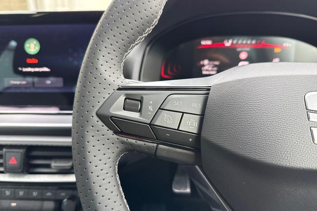 SEAT Arona Photo 16