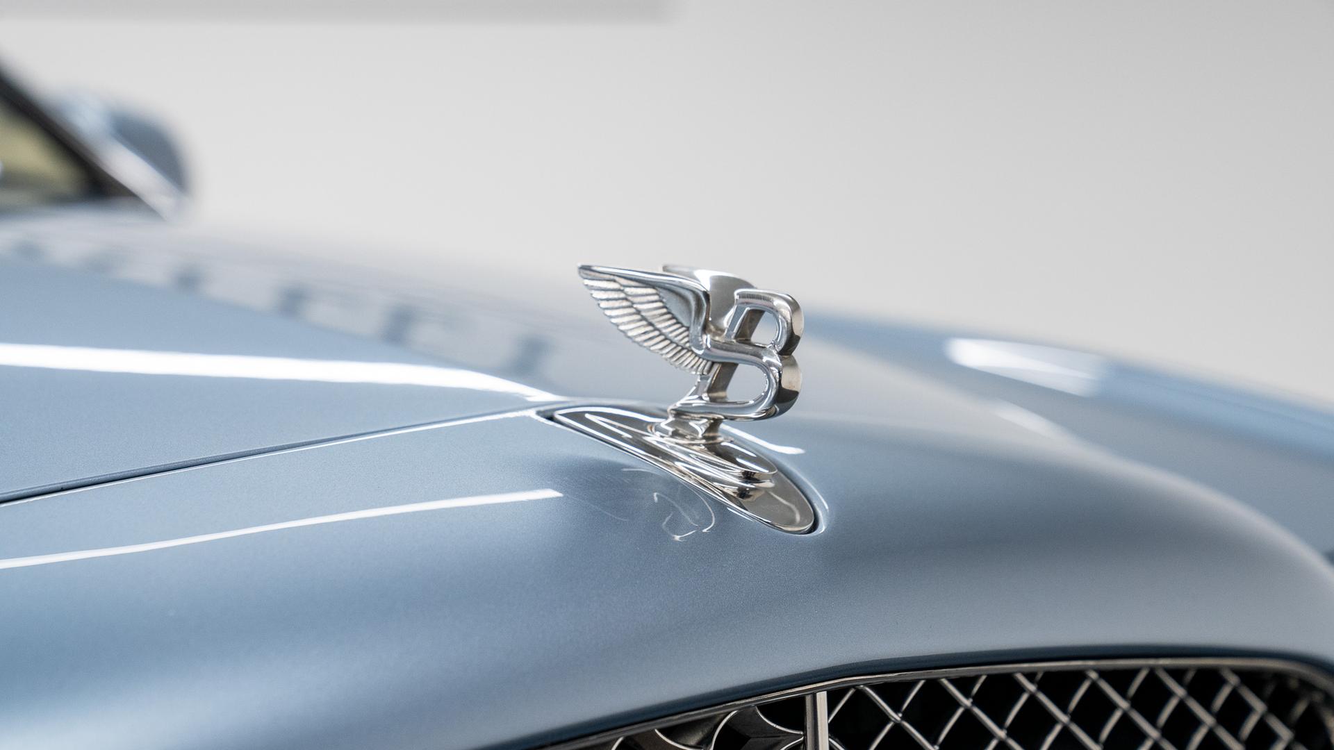 Bentley Azure T Photo 26a02636-754d-4df0-a465-39b6d7f7c198.jpg