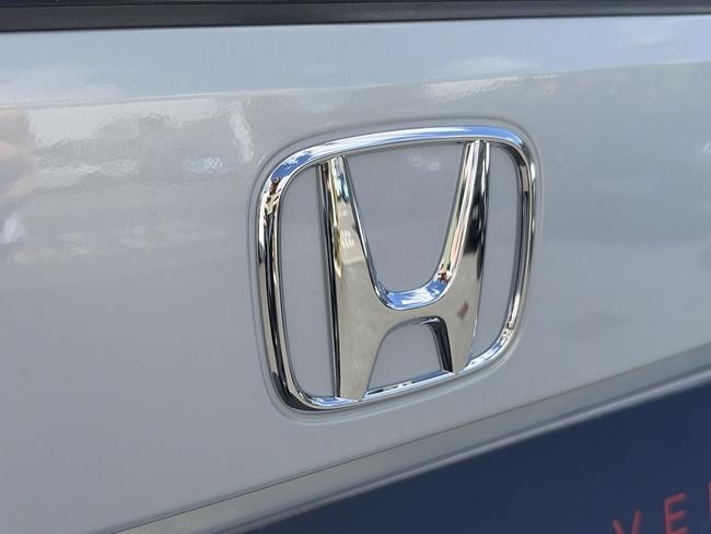 Honda Jazz Photo 26afa0b0-86a9-4468-8ef5-4dd0d740c828.jpg
