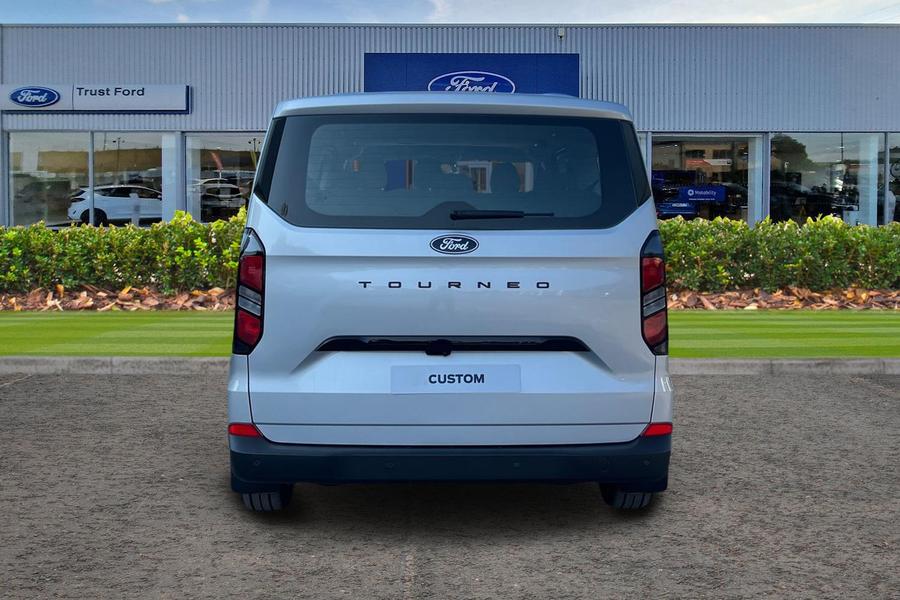 Ford Tourneo Custom V710 Zetec/Trend Bus M1 320 L2 2.0L EcoBl Photo 26b571d7-cc47-43db-b150-4af976a2834f.jpg