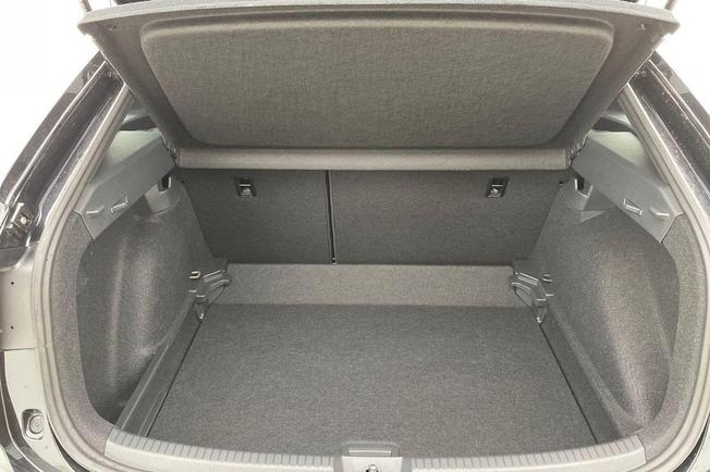 VOLKSWAGEN Taigo Photo 9