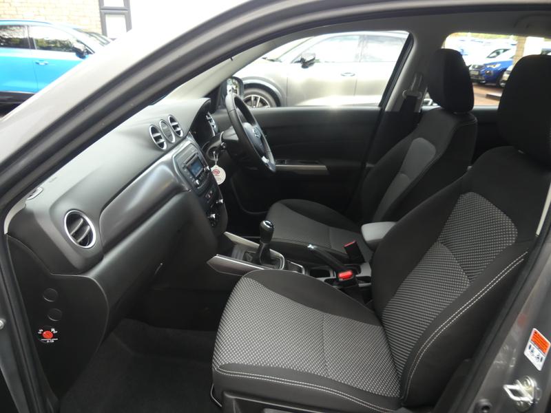 Suzuki Vitara Photo 26ca42ce-fc9d-4a69-a275-c0664c98f885.jpg