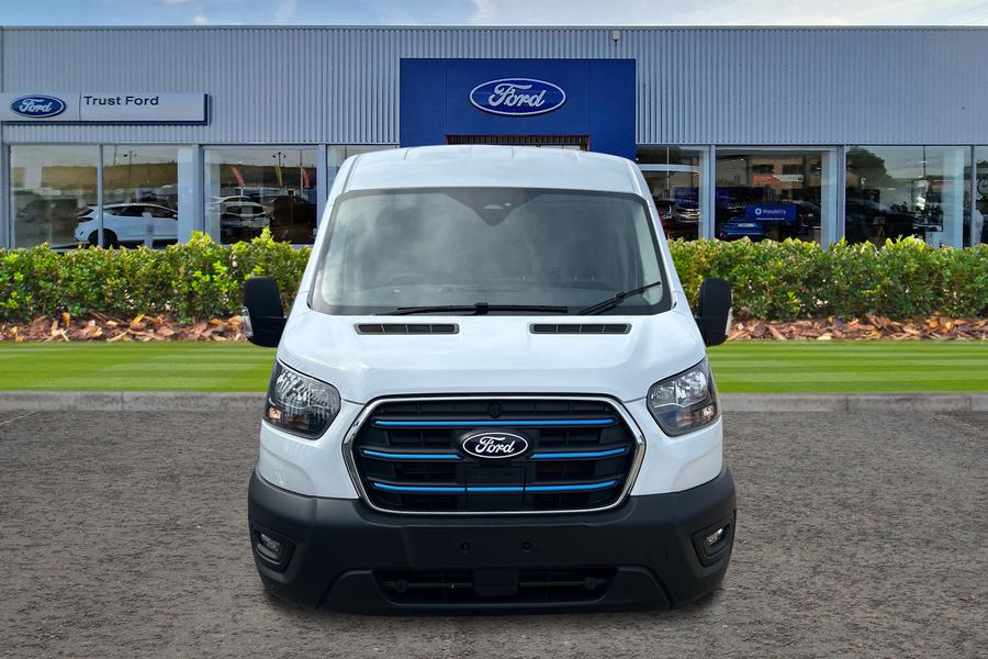 Ford E-TRANSIT Photo 26dabb3d-a440-47d9-8e96-1450f0f48916.jpg