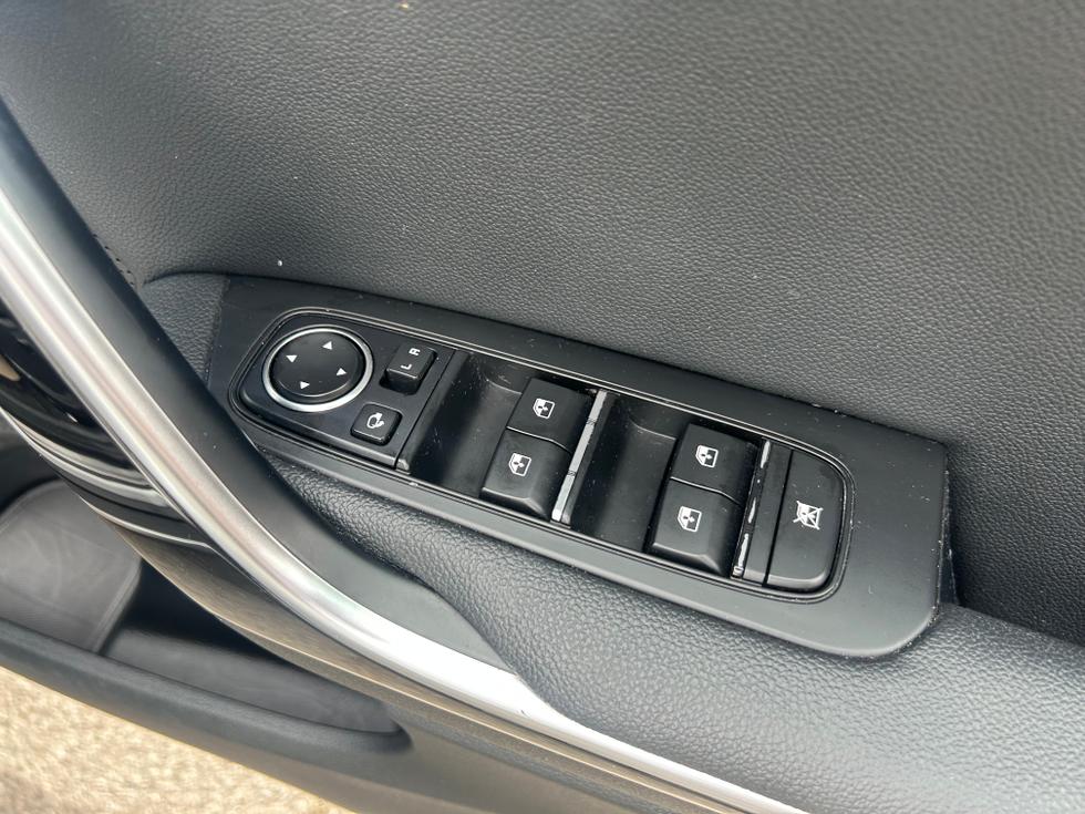 Kia XCeed Photo 26dc0142-537a-44b1-9059-ca424bb89eea.jpeg