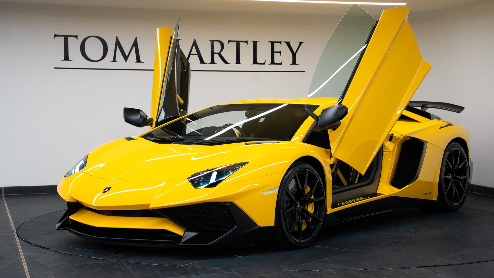 LAMBORGHINI Aventador Photo 26e3ec5a-deb2-4da4-ab06-4b20de71d332.jpg