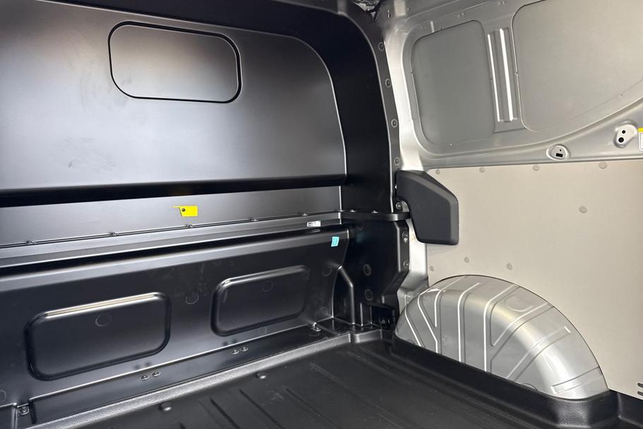 Used Ford TRANSIT CUSTOM L1DCIVSPORT2 5