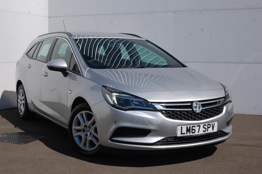 Used 2018 VAUXHALL ASTRA DESIGN CDTI ECOTEC S/S at Day's
