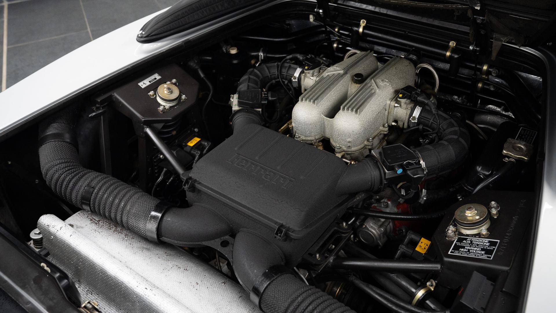 Ferrari 348 Photo 2721fcbf-533f-41ef-802c-28e8ba228157.jpg