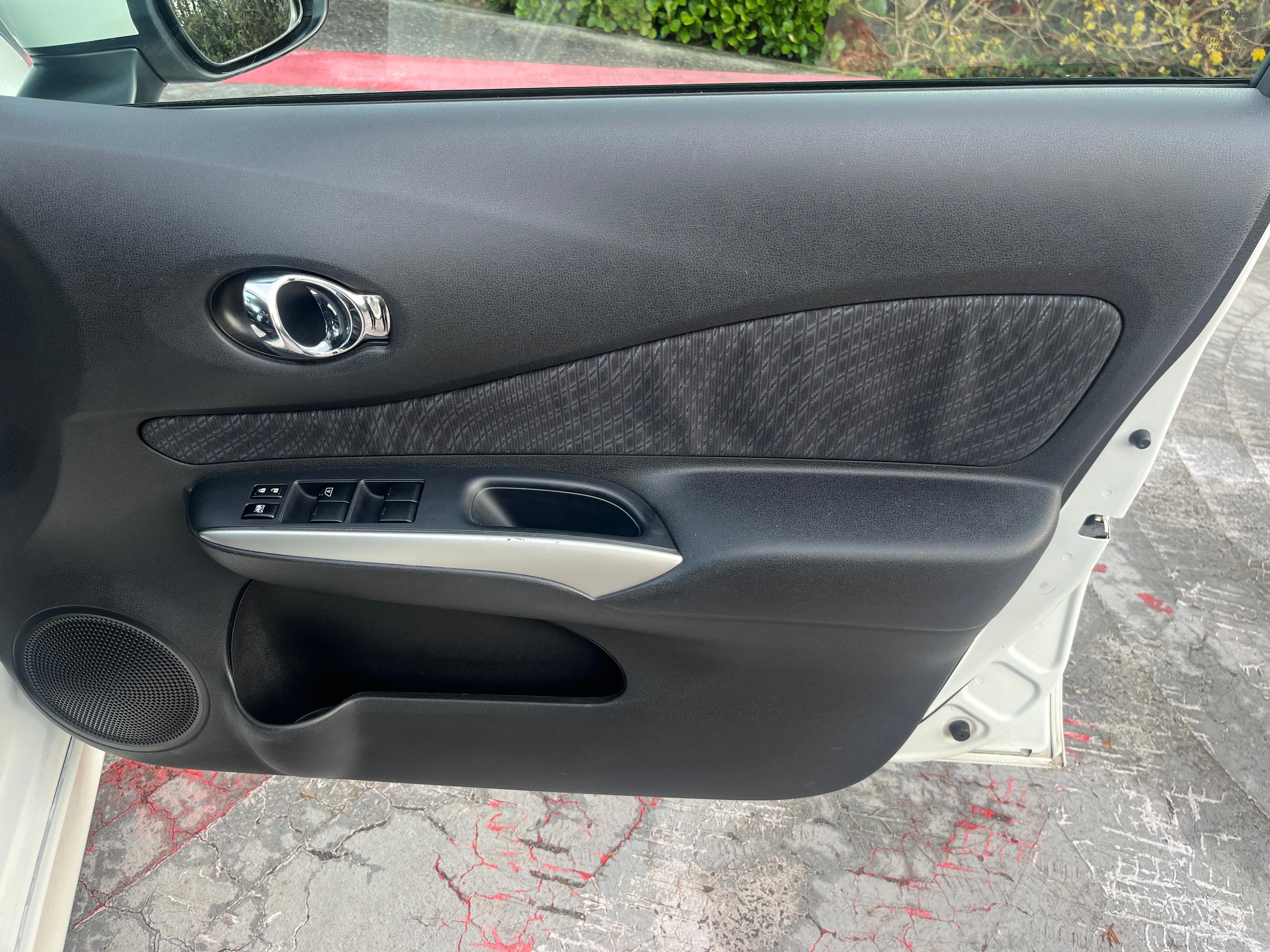 Nissan Note Photo 16