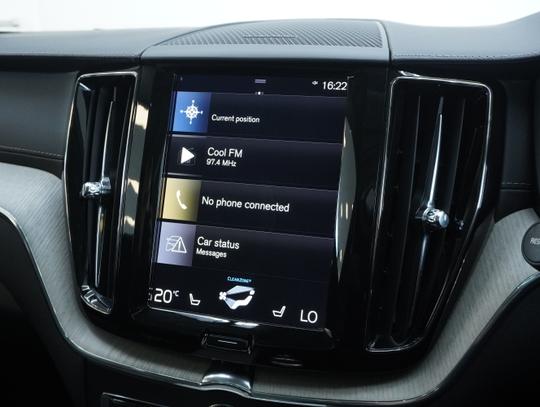 Volvo XC60 Photo 2745223a-b108-408a-b4d8-053f9f025c25.jpg