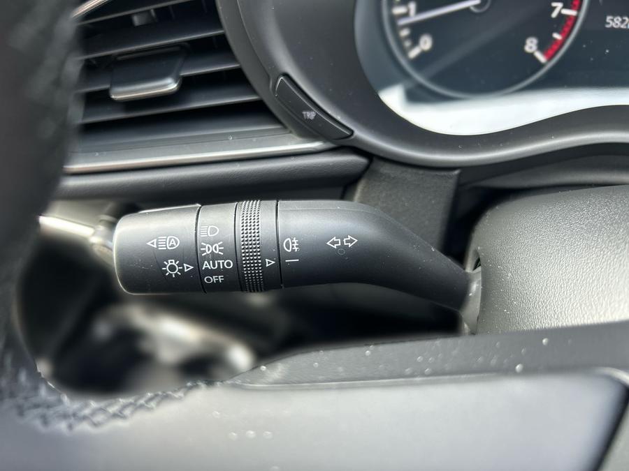 Mazda CX-30 Photo 274c457d-2dc2-4582-88f5-72be804034f8.jpg