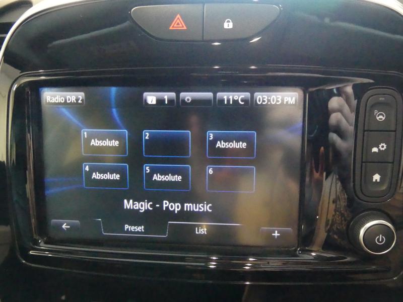 Renault Captur Photo 27598475-907d-44a9-be46-e5819825bdfd.jpg