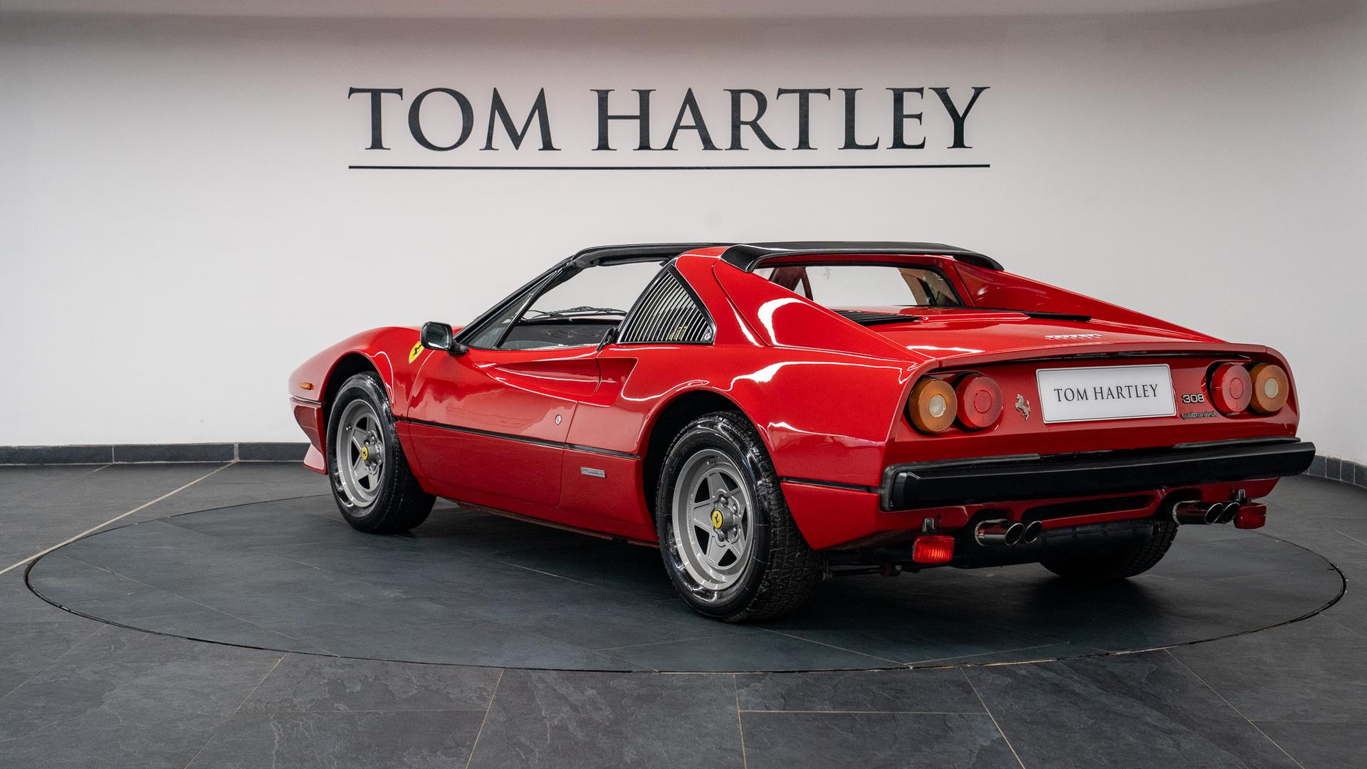 Ferrari 308 Photo 275c01e4-00fa-44d0-aa70-dd6e090121cd.jpg