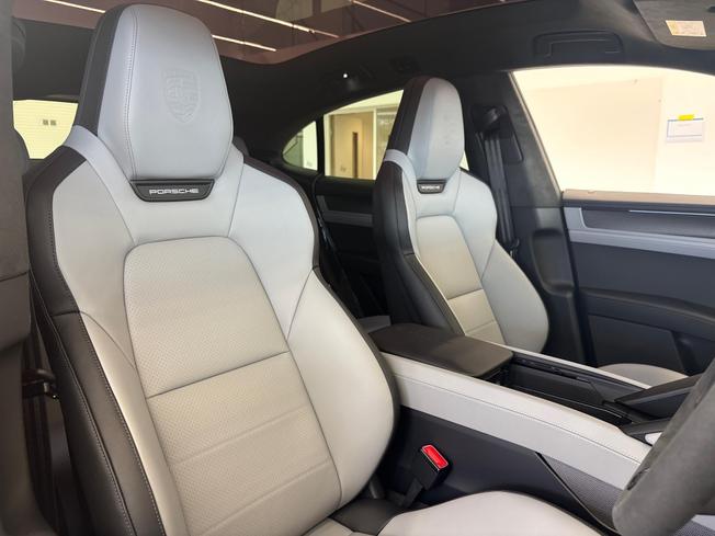 PORSCHE Cayenne Photo 14