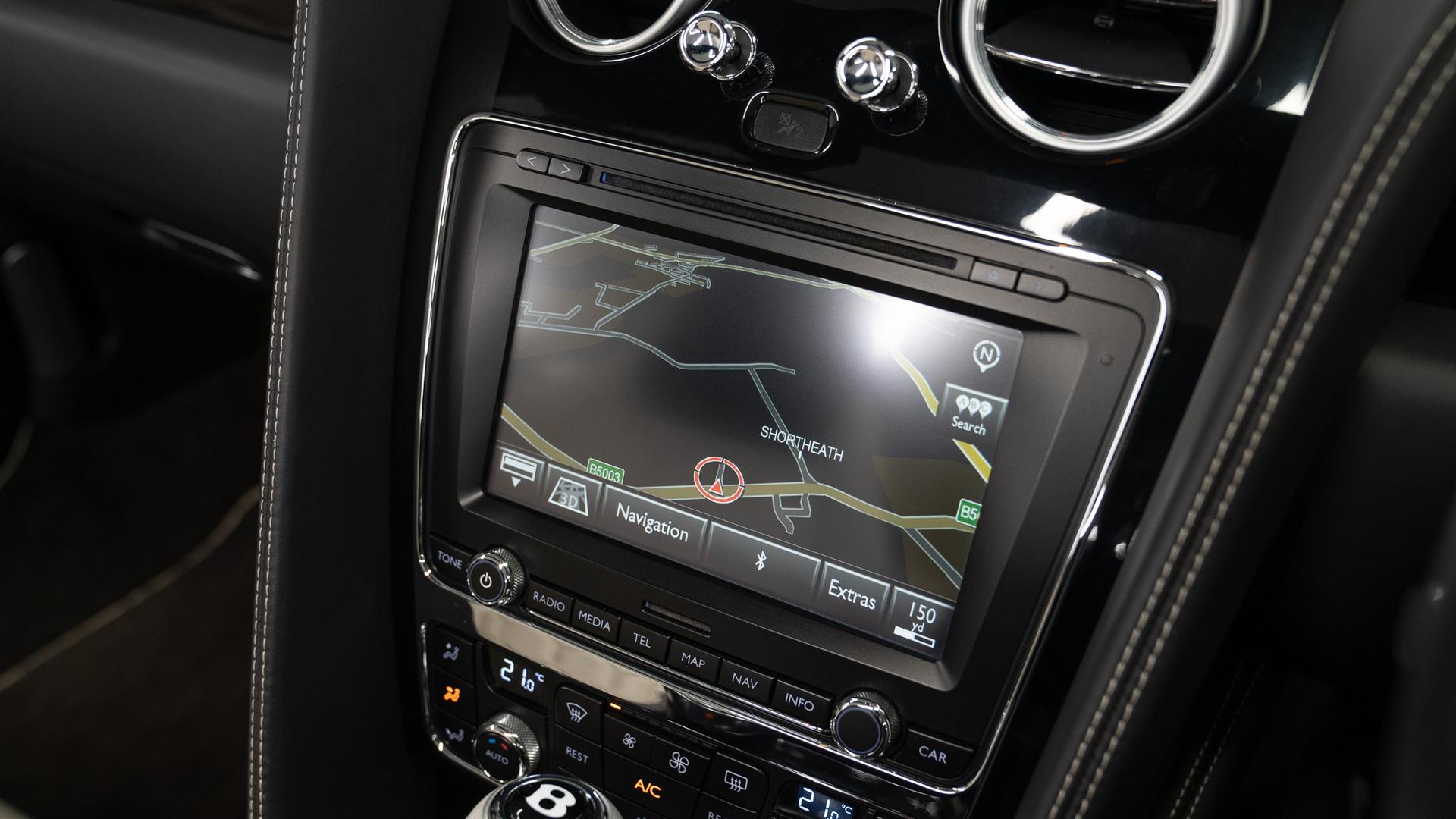 Bentley Continental GTC Photo 2769f7ad-4cd0-47f9-95e6-dc729ef19347.jpg