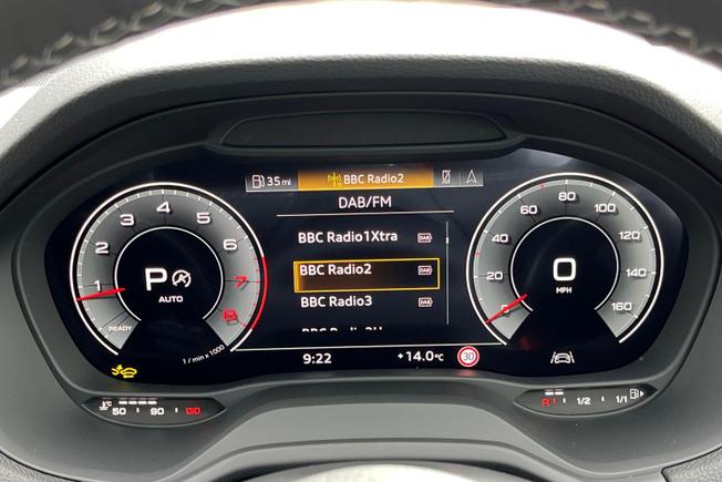 AUDI Q2 Photo 15