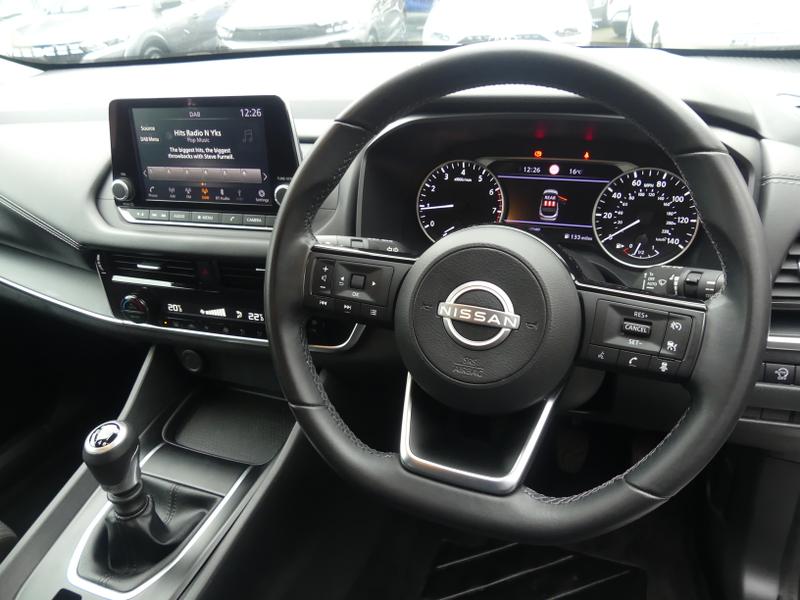 Nissan Qashqai Photo 2782875f-b5ee-40cf-8d2f-a57fa634304e.jpg