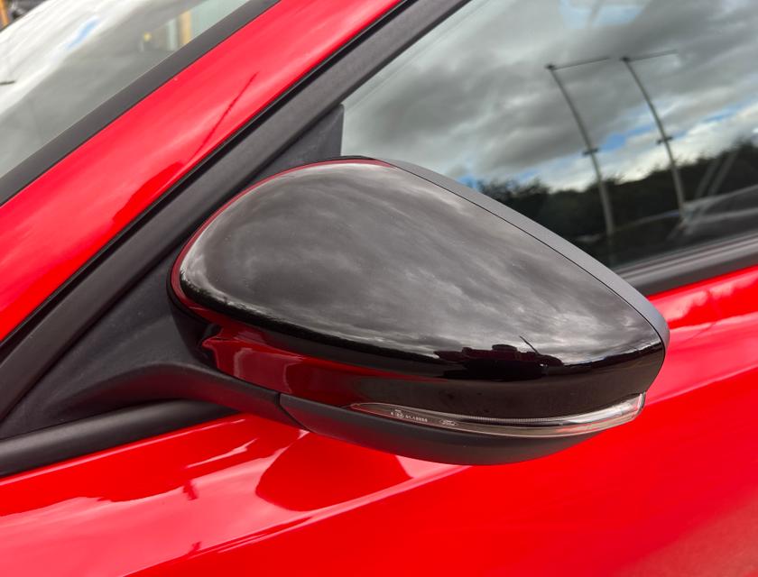 Ford Focus Photo 2788934b-bab0-42fc-a5a4-2e418bcd8d63.jpg