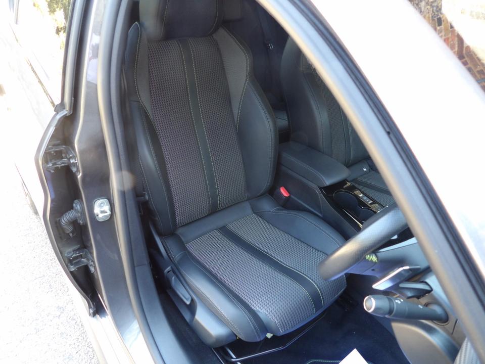 Used Peugeot 208 GF73OAM 17