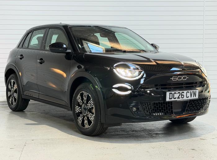 Used 2026 Fiat 600 1.2 MHEV Icon SUV 5dr Petrol Hybrid e-DCT Euro 6 (s/s) (100 ps) Black at Windsors of Wallasey