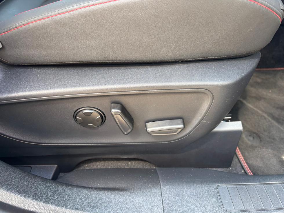 Ford Kuga Photo 279aabd7-3691-4a5a-8981-57955a9a53c4.JPEG
