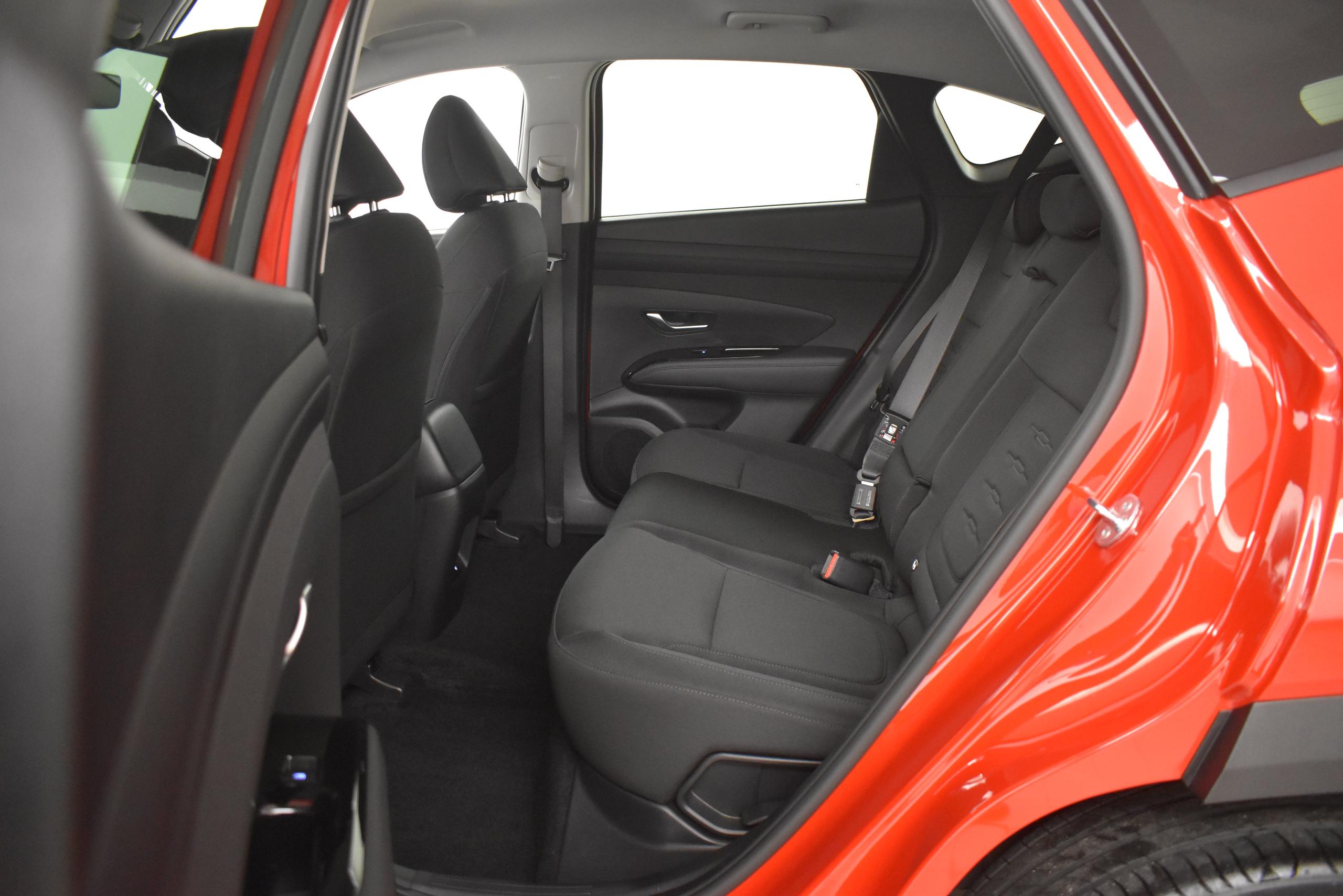2025 HYUNDAI TUCSON 1.6T Plug-in Hybrid Advance 5dr Auto - vehicle photo 26 for sale on PureCar