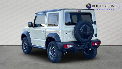 Suzuki Jimny Photo 27ae378a-b09a-4679-aad6-c41a54956dd4.jpg