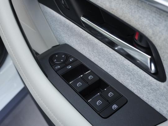Mazda CX-60 Photo 27b151d6-51c4-426a-a988-01215f82b75f.jpg