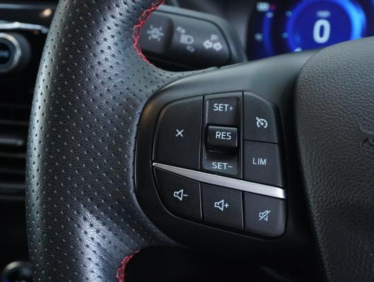 Ford Kuga Photo 27b15d51-3137-4760-b637-27a421dc1099.jpg