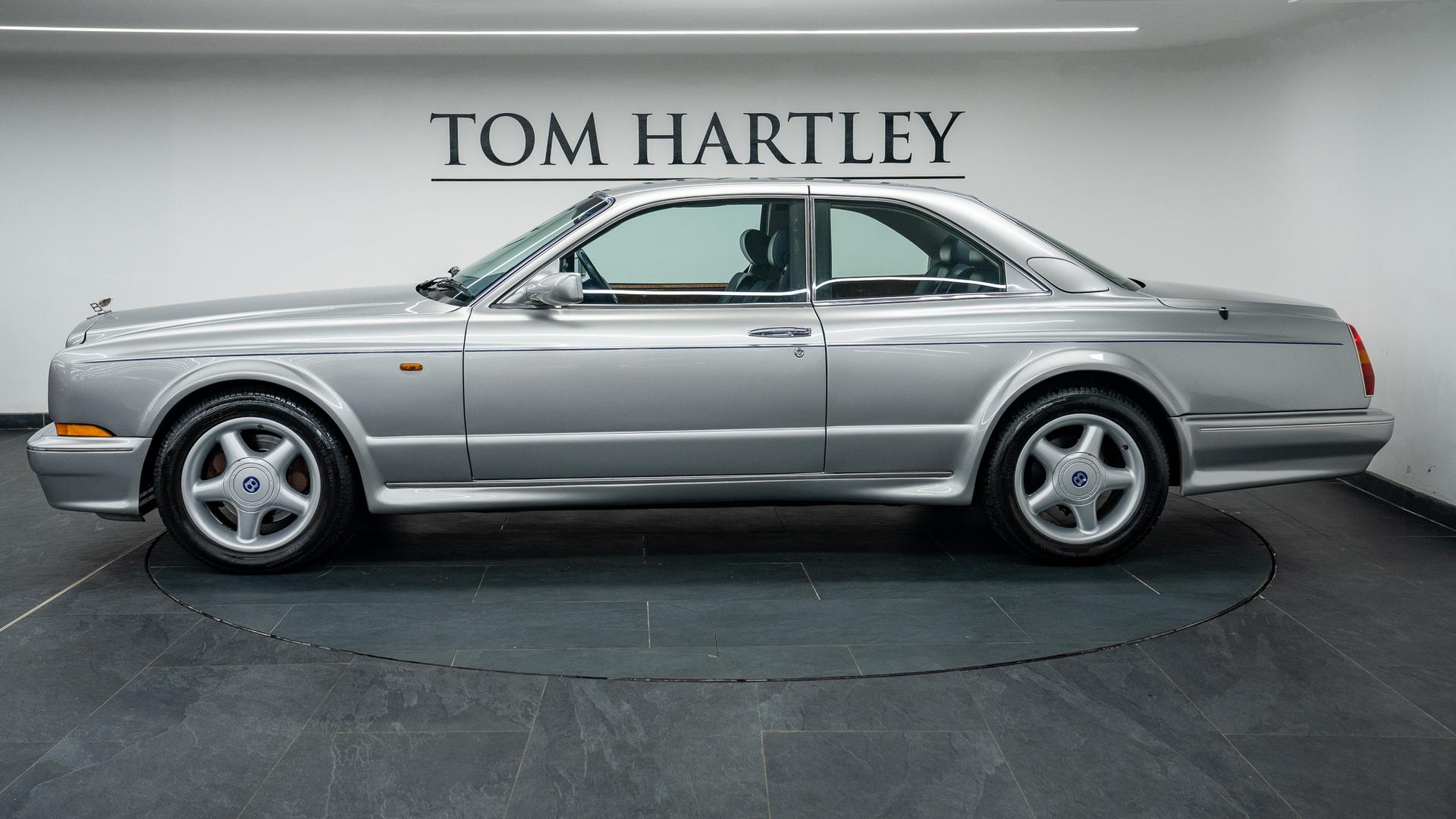 Bentley Continental Photo 27c206d4-ba60-4484-95e8-a4bf14990f98.jpg