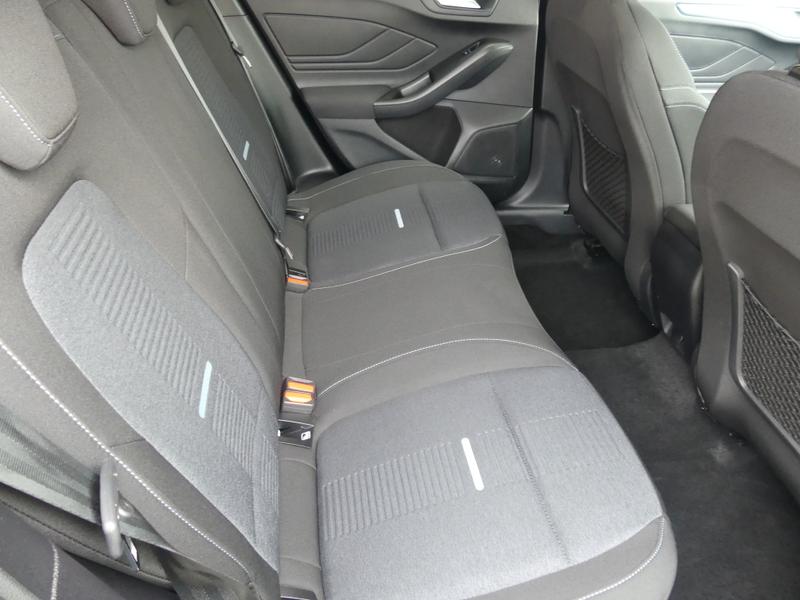 Ford Focus Photo 27d245be-6a4c-4c80-a3f8-0fd1c20512bf.jpg