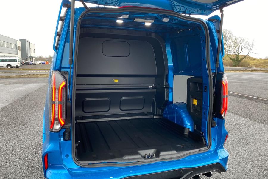 Ford E-TRANSIT CUSTOM Photo 27d4b42b-e1b0-440d-9bb7-8fa1a90fe471.jpg