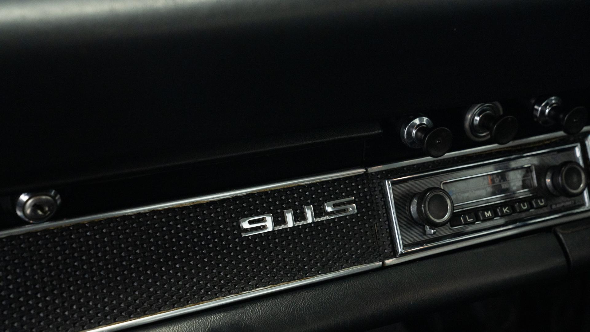 Porsche 911 Photo 27f00167-72a4-4a01-ba18-524852c449a8.jpg