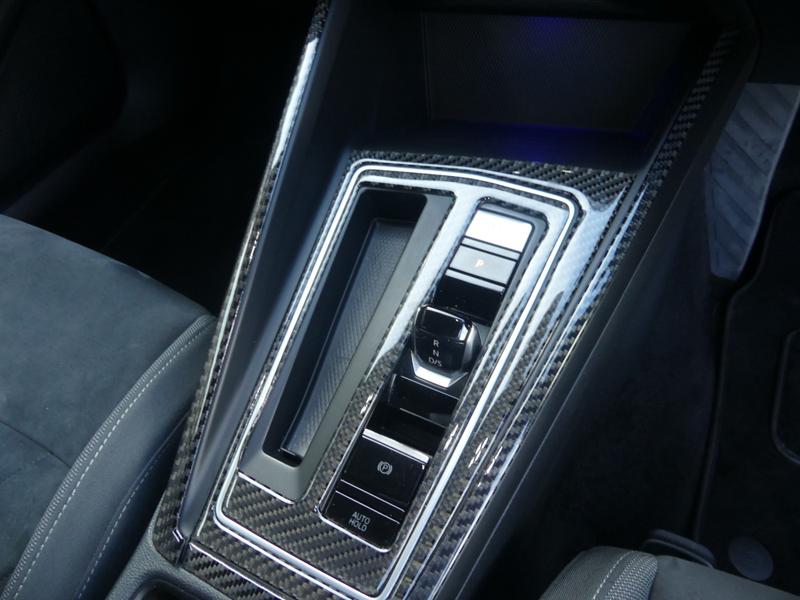 Volkswagen Golf Photo 27f62b0b-9d9e-42e1-b881-847f4cc695dd.jpg