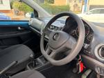 Volkswagen up! Photo 3
