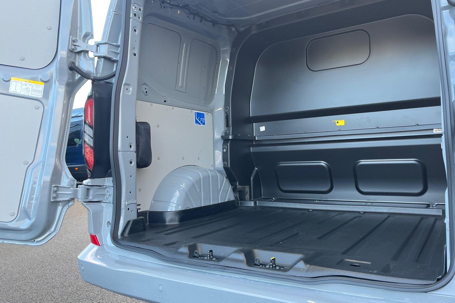 Ford TRANSIT CUSTOM Photo 4