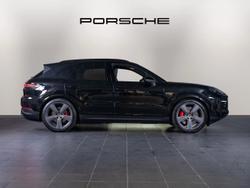 PORSCHE Cayenne Photo 3