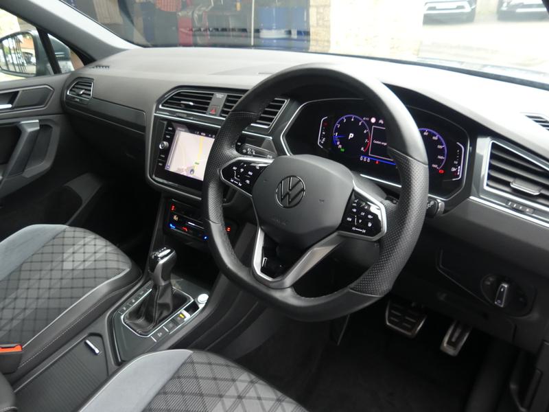Volkswagen Tiguan Photo 28414c8c-f3ce-4260-b28e-8598cd11ce28.jpg