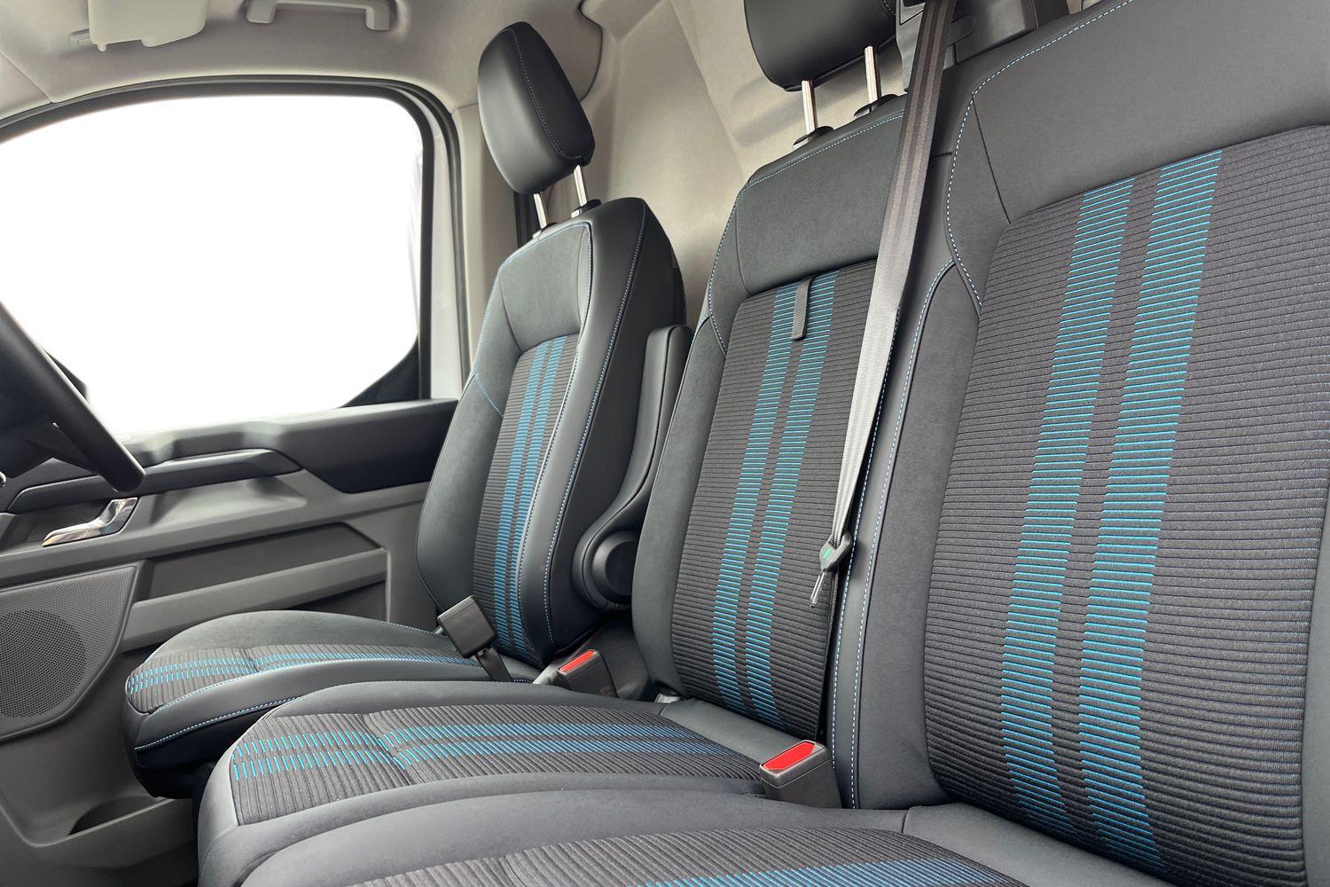 Ford E-TRANSIT CUSTOM Photo 9