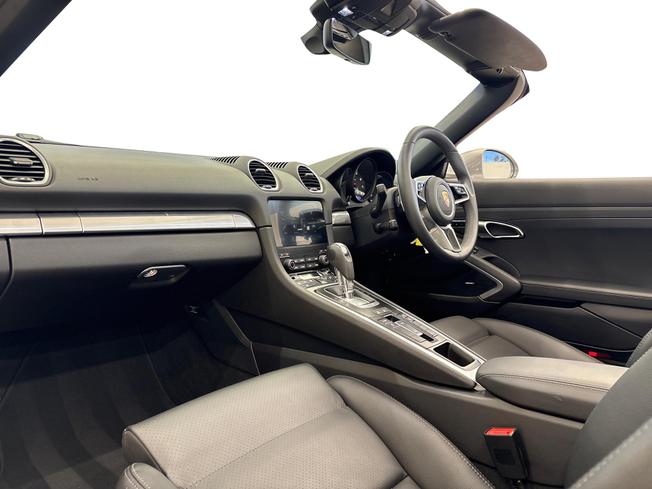PORSCHE 718 Boxster Photo 21