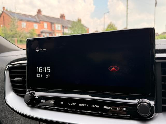 Kia Ceed Photo 287e7a0b-0600-4ae6-a99a-81d46a80a1d1.jpg