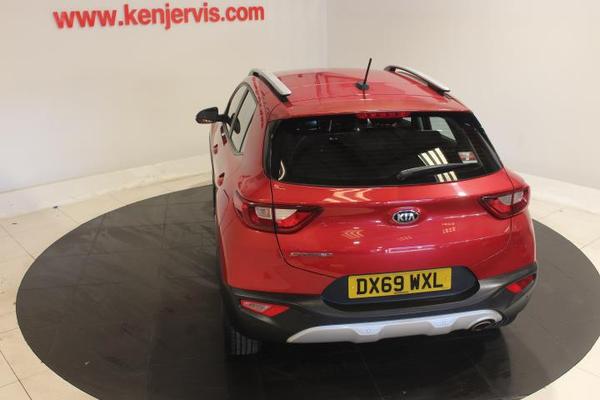 Kia Stonic 1.4 2 SUV 5dr Petrol Manual Euro 6 (s/s) (98 bhp) Photo 5