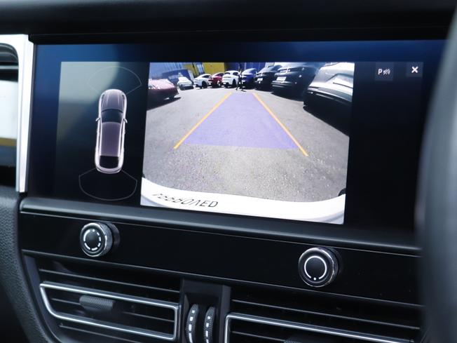 PORSCHE Macan Photo 29