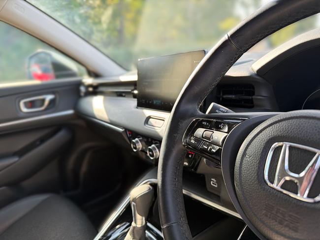 Honda HR-V Photo 2890f1eb-12e7-464a-b57d-03fb659d2af6.jpg