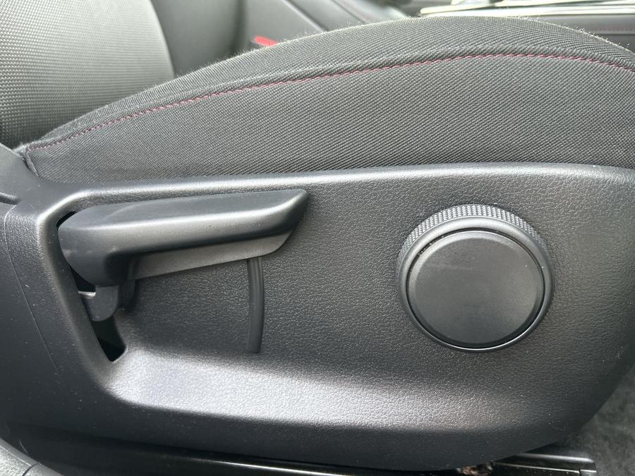 Mazda CX-30 Photo 28a9249c-8cf4-4a80-b1e2-20b1db5483c2.jpg