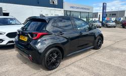Mazda 2 Hybrid Photo 3