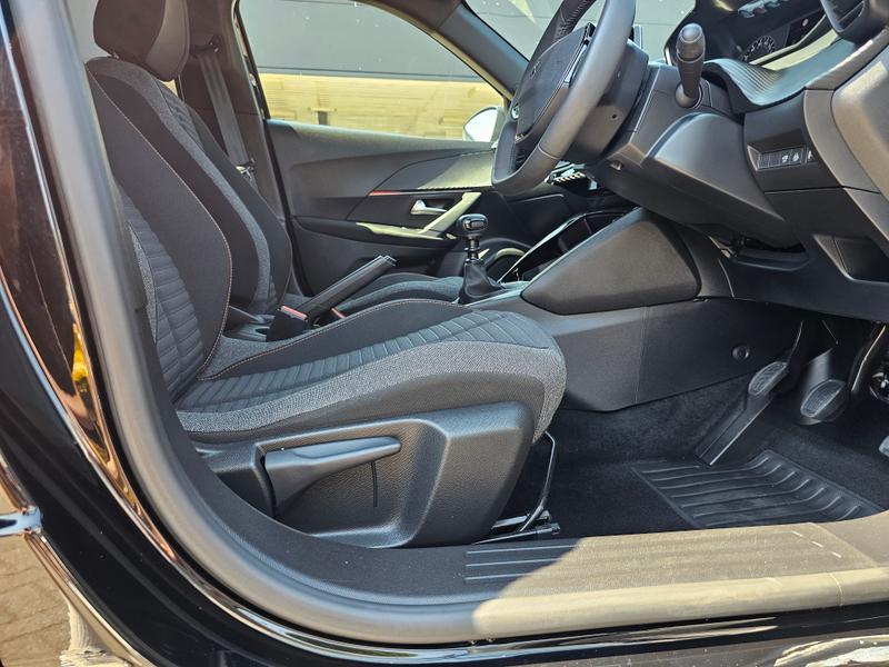 2023 23 PEUGEOT 2008
